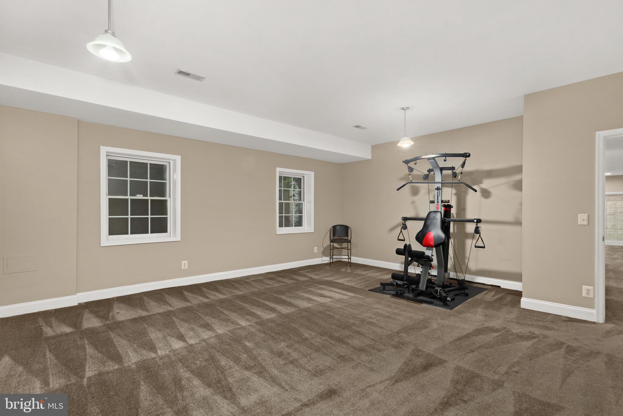 WEST MC LEAN - Residential