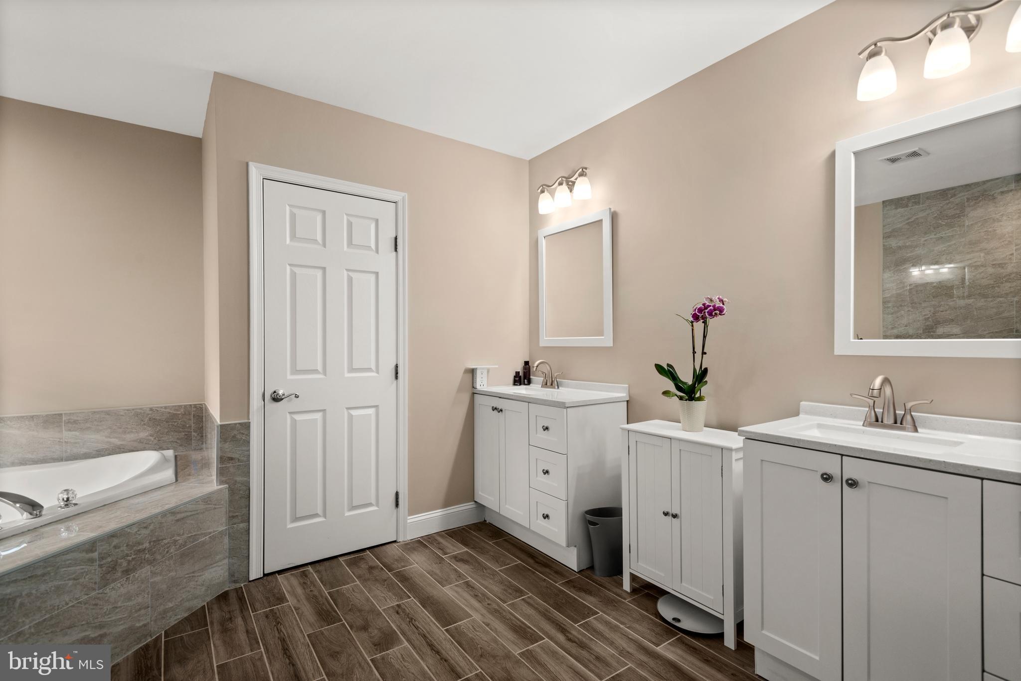 WEST MC LEAN - Residential