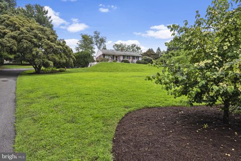 Photo of 713 Old Wilmington Road, HOCKESSIN, DE 19707 (MLS # DENC2087908)