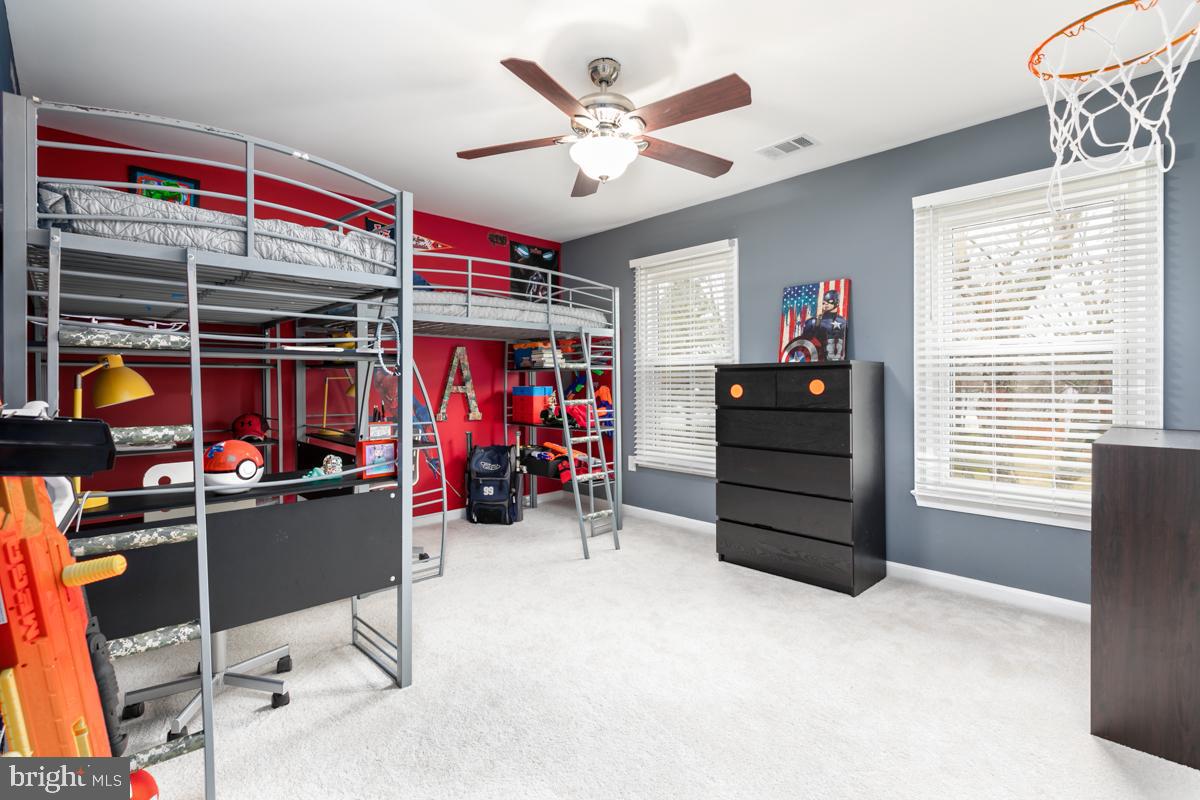 LIBERTY RUN - Residential