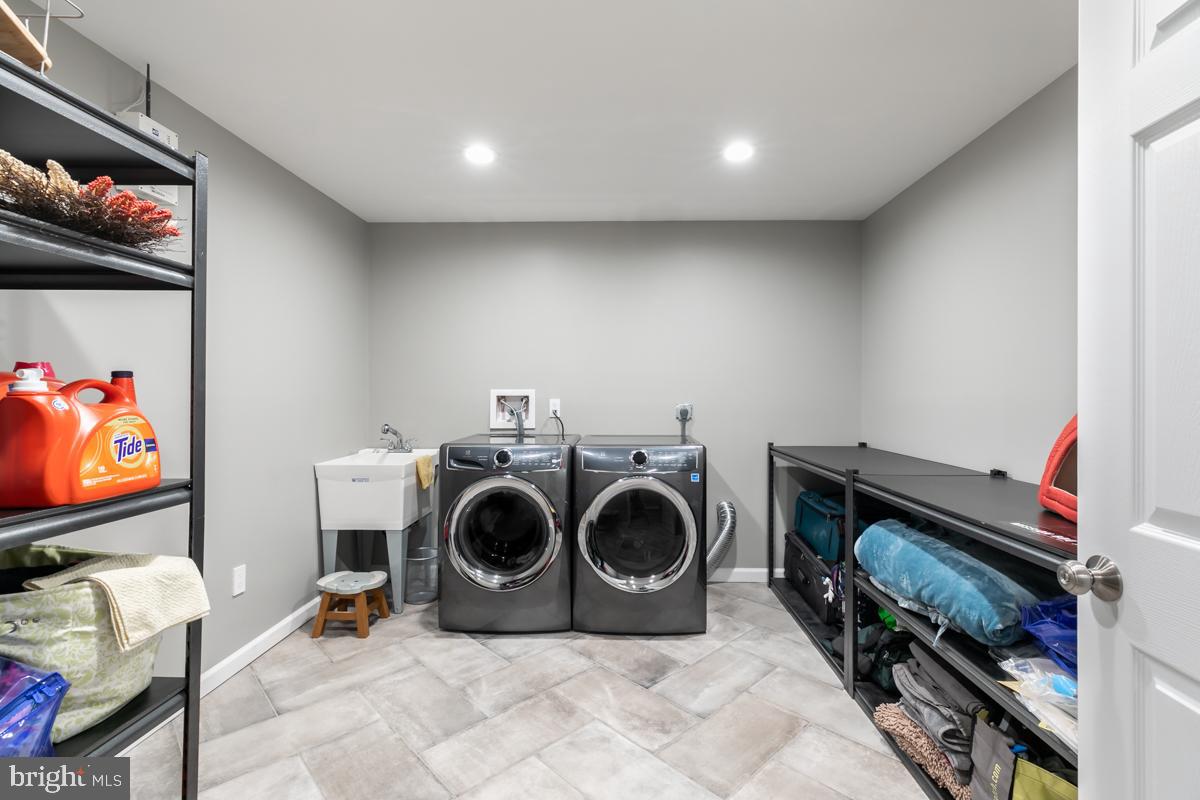 LIBERTY RUN - Residential