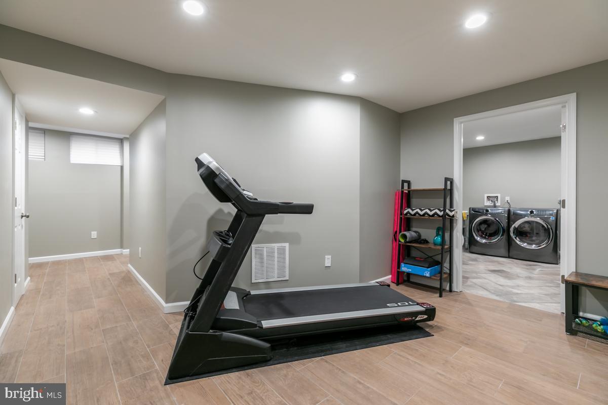 LIBERTY RUN - Residential