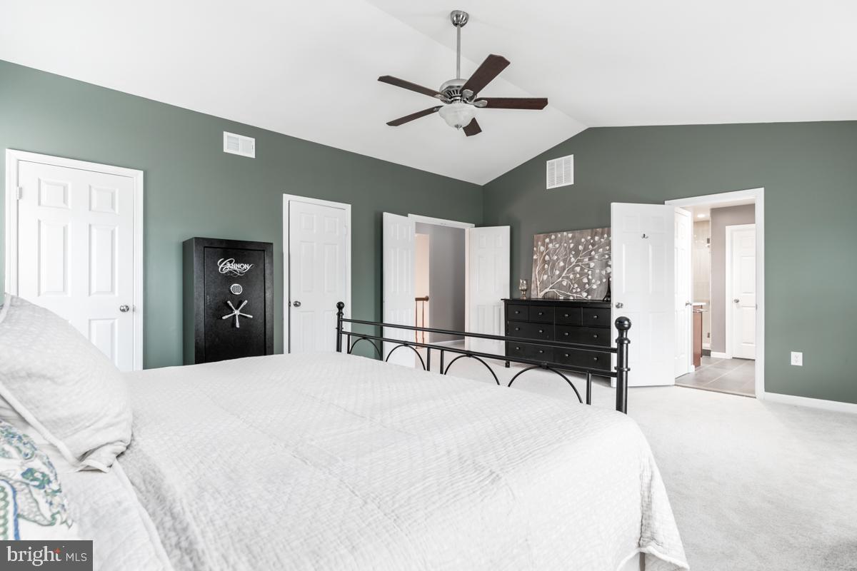 LIBERTY RUN - Residential