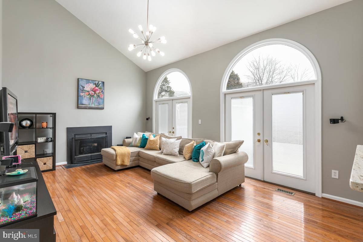 LIBERTY RUN - Residential