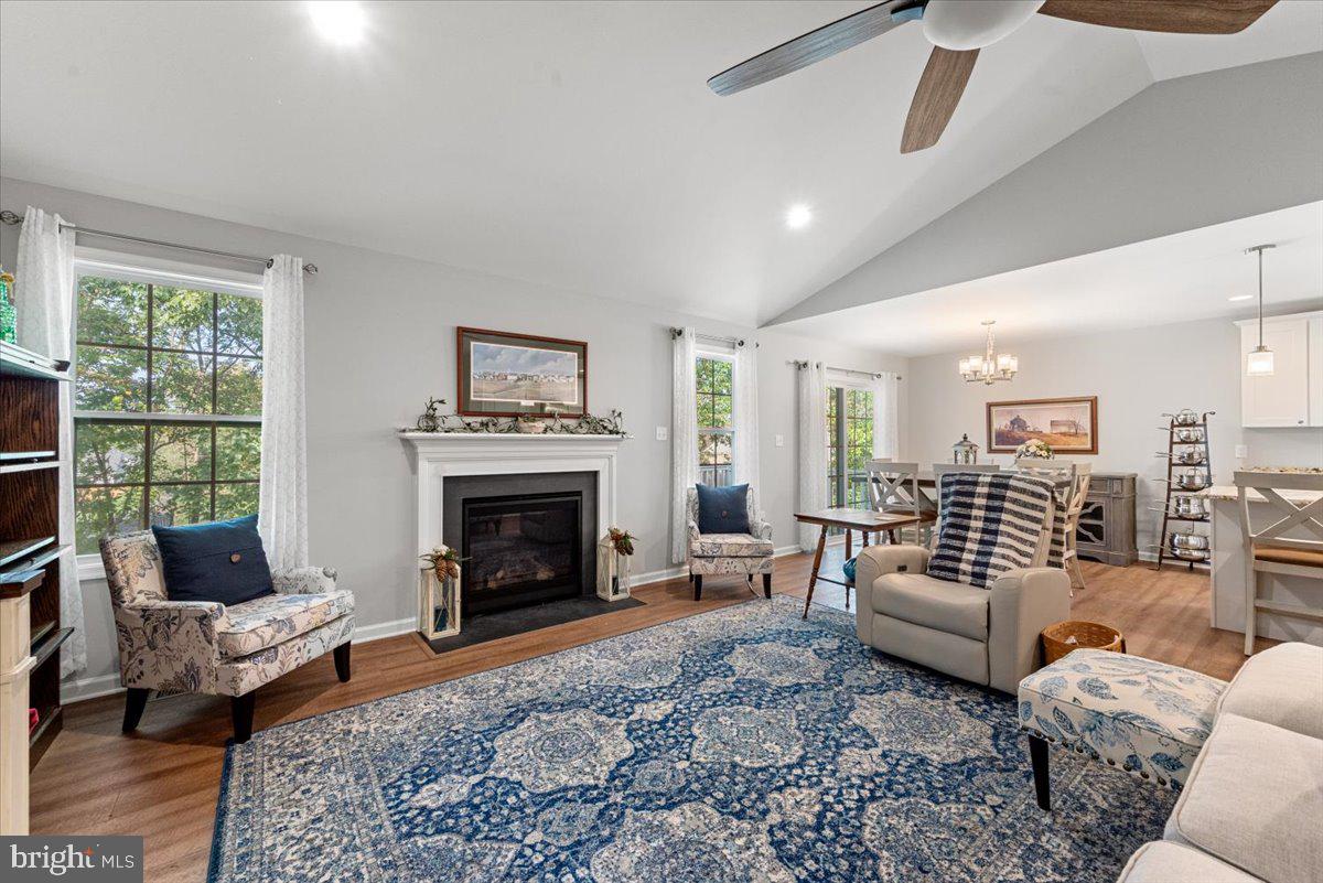 WESTSIDE - Residential