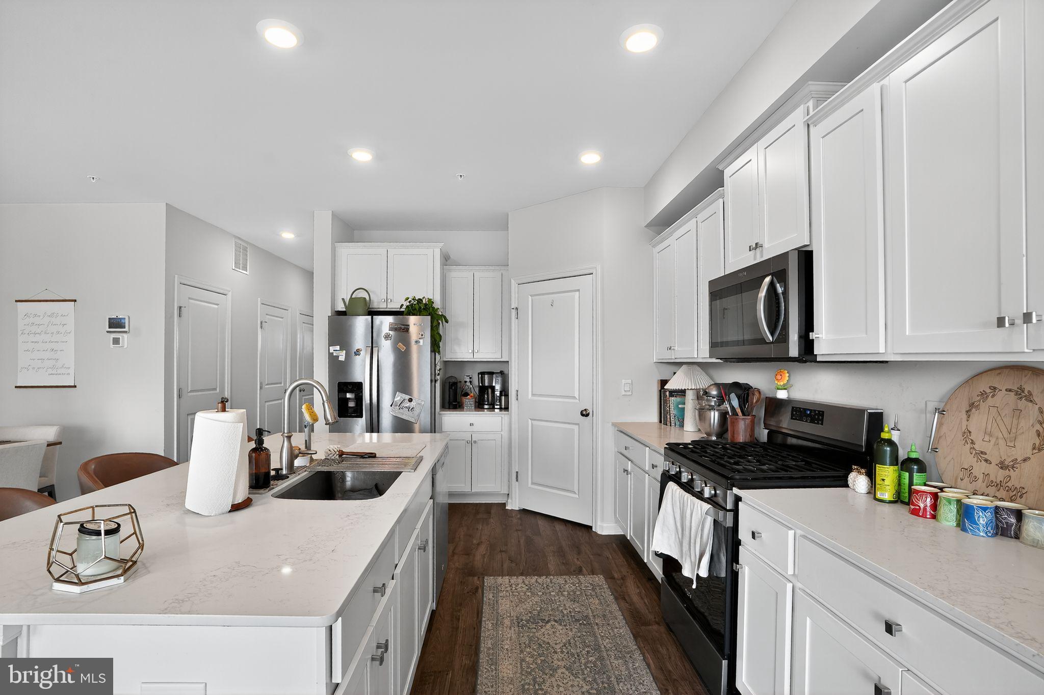 FOGELSVILLE - Residential