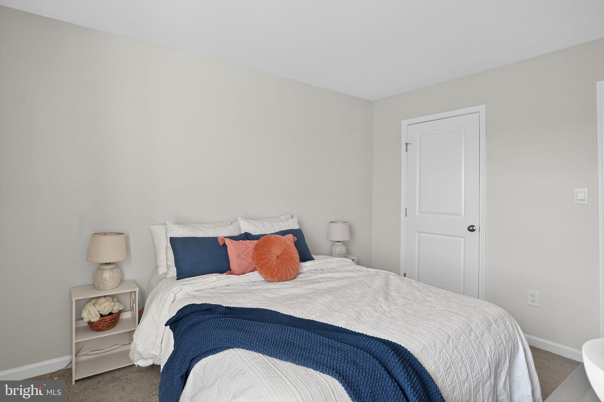 FOGELSVILLE - Residential