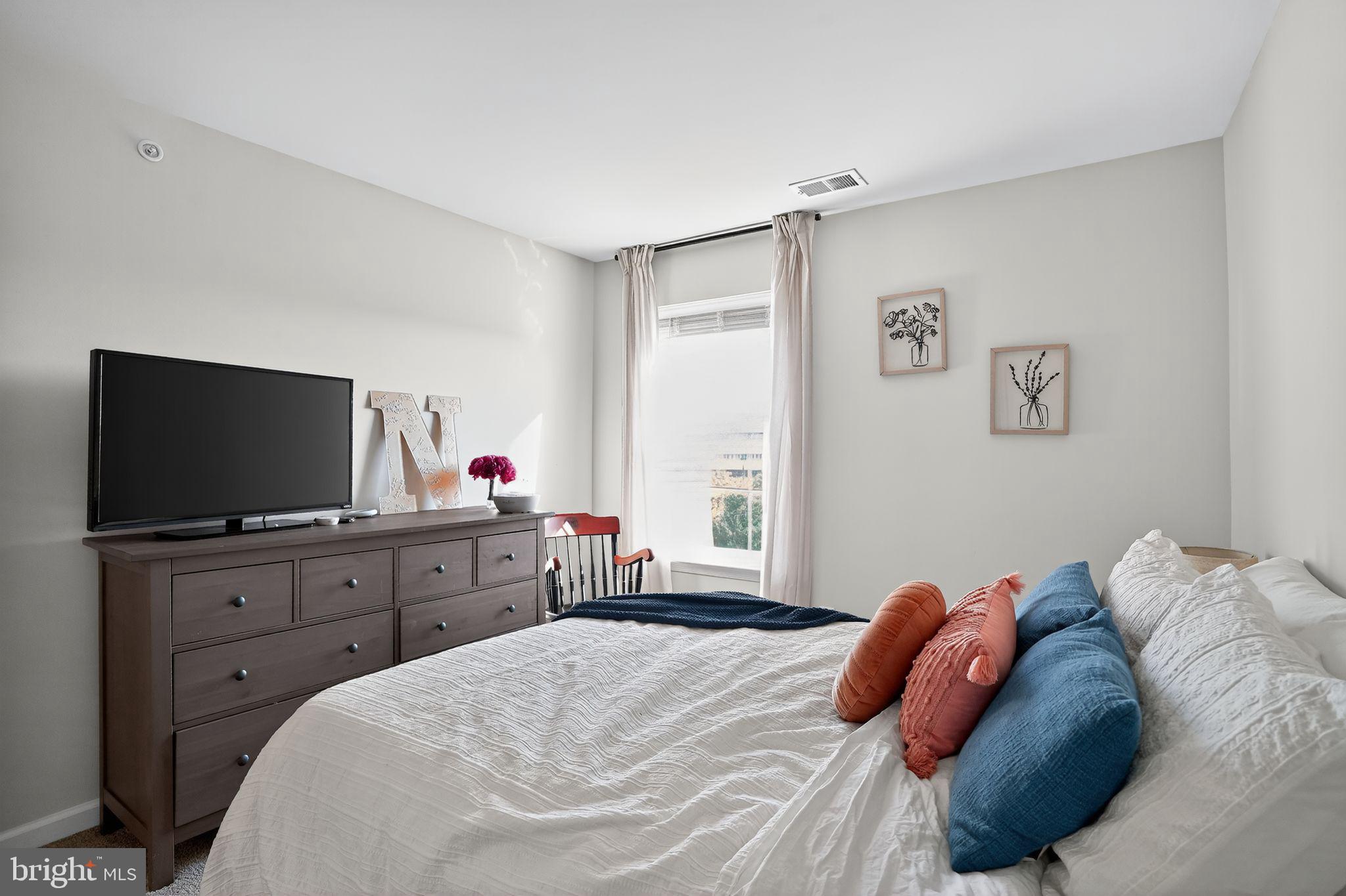 FOGELSVILLE - Residential