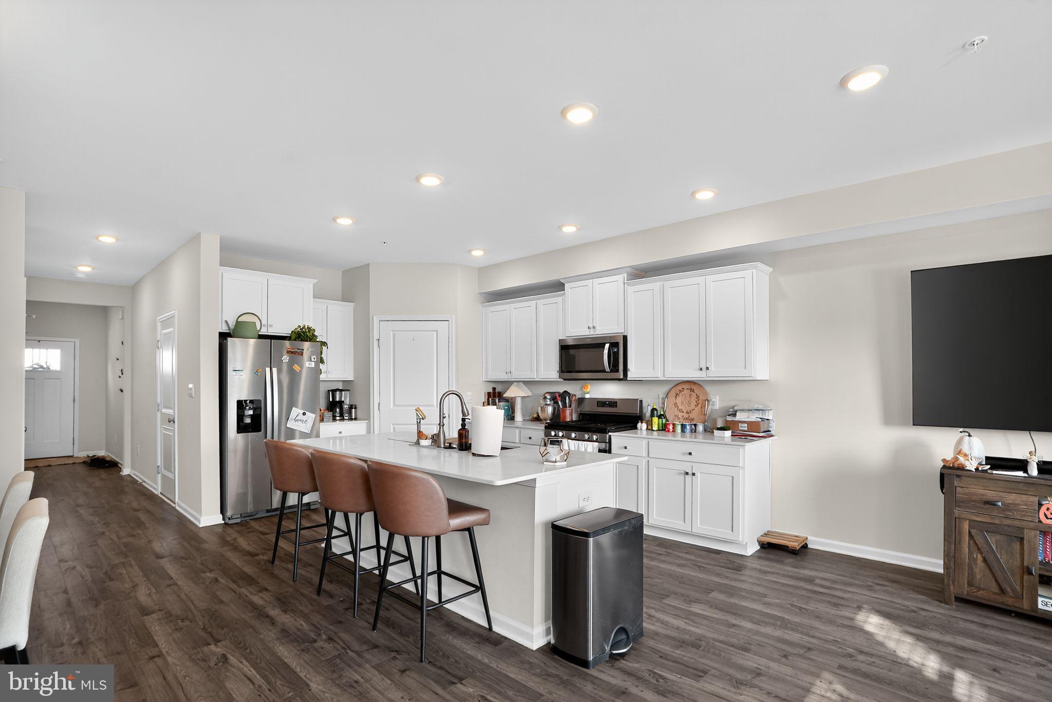 FOGELSVILLE - Residential