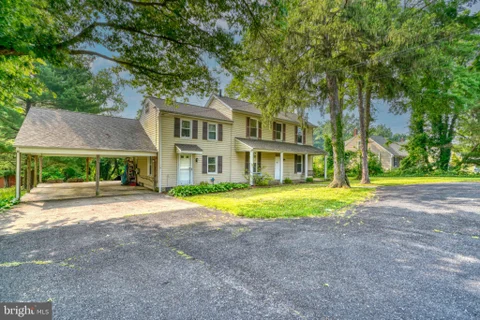 MLS: MDBC2173700