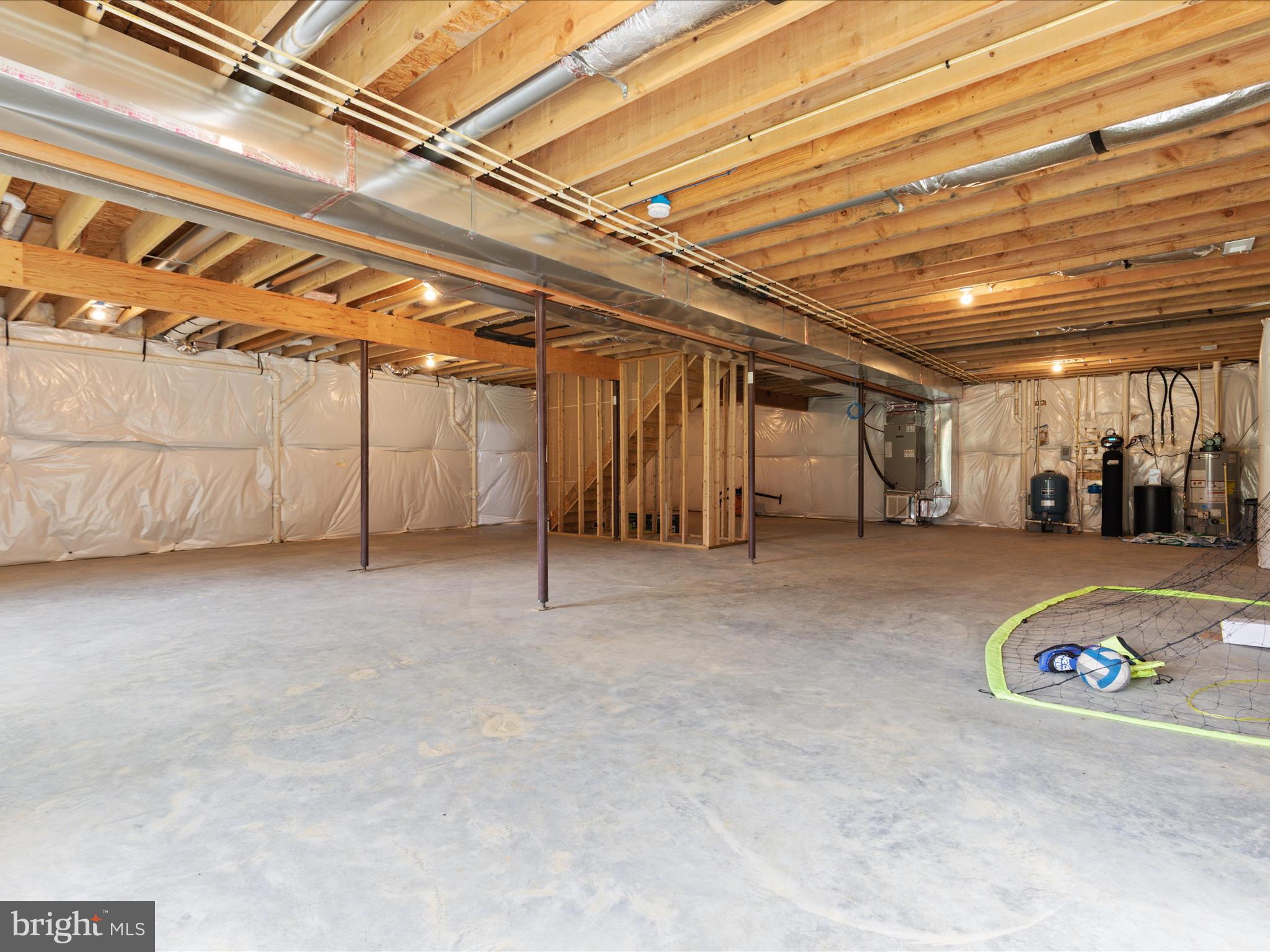 CROSSINGS ON THE POTOMAC - Residential