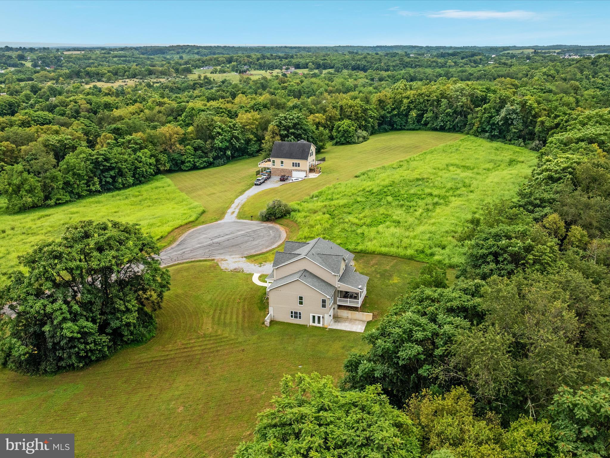 CROSSINGS ON THE POTOMAC - Residential