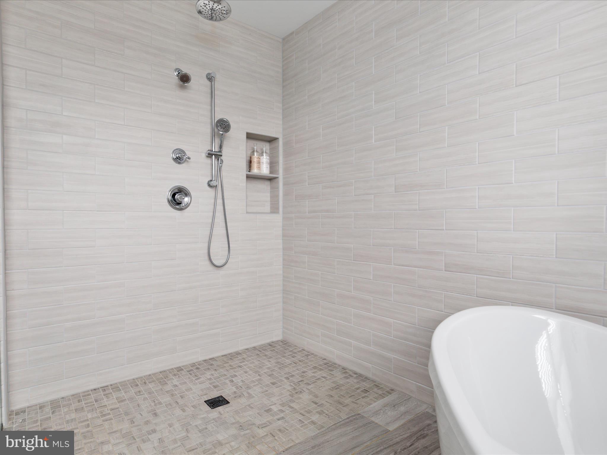 CROSSINGS ON THE POTOMAC - Residential