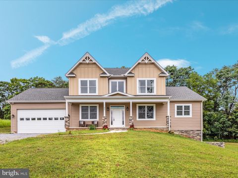 21 NIMITZ LANE HEDGESVILLE WV 25427