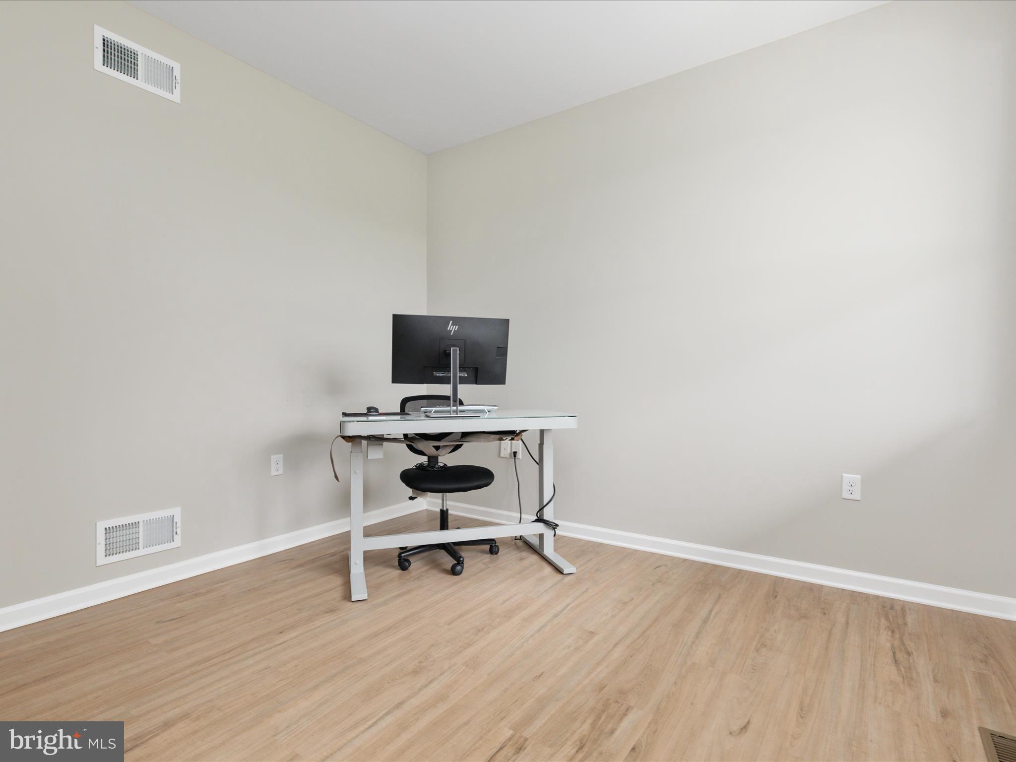 CROSSINGS ON THE POTOMAC - Residential