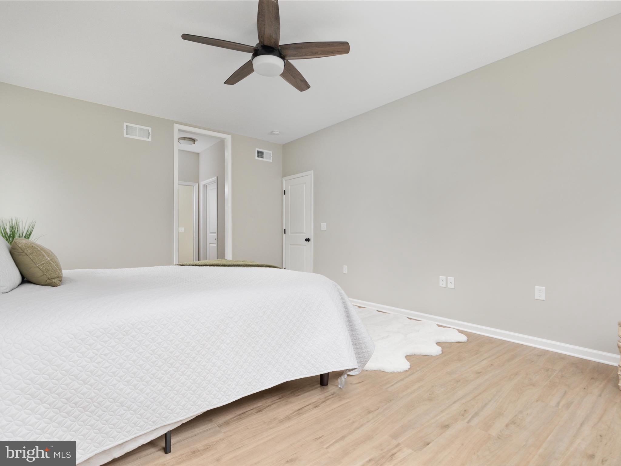 CROSSINGS ON THE POTOMAC - Residential