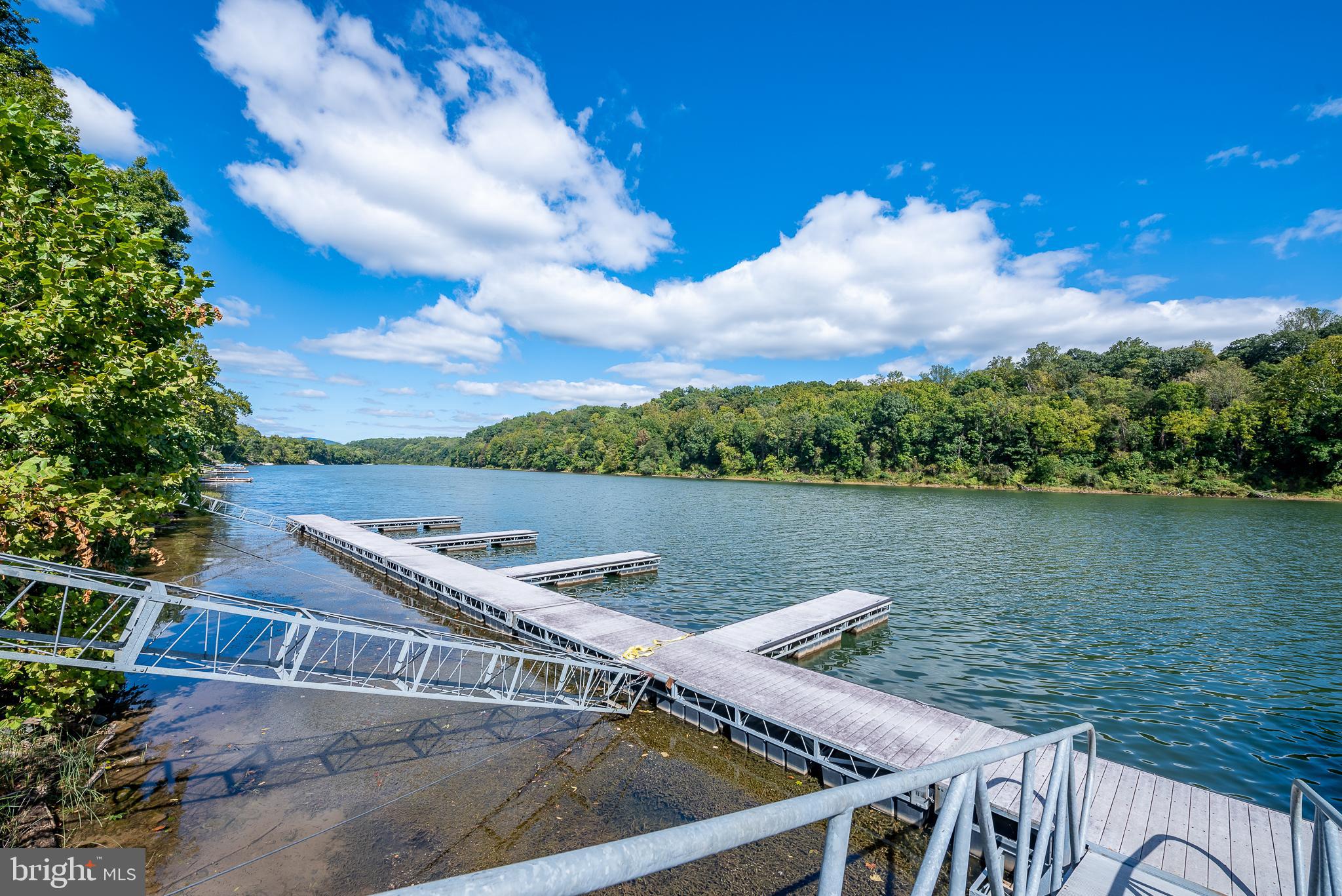 CROSSINGS ON THE POTOMAC - Residential