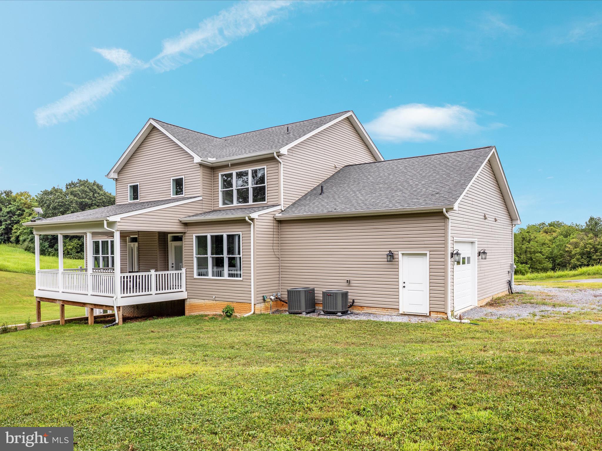 CROSSINGS ON THE POTOMAC - Residential