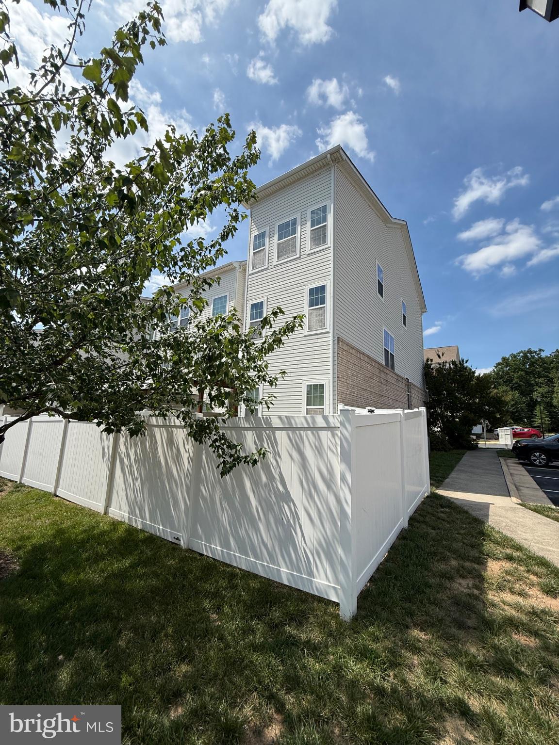 42649 WINTER WIND TERRACE