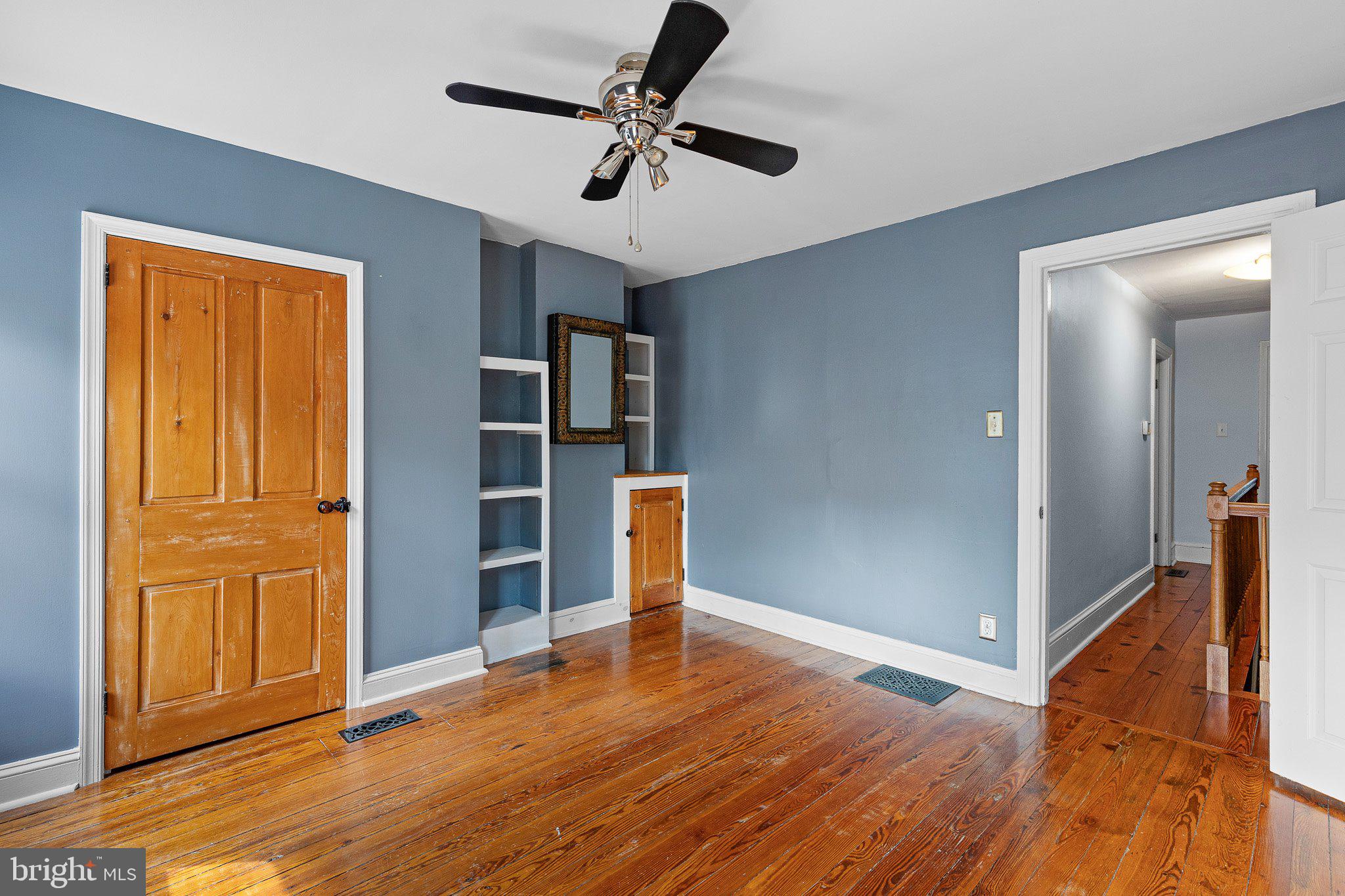 114 E 4TH STREET