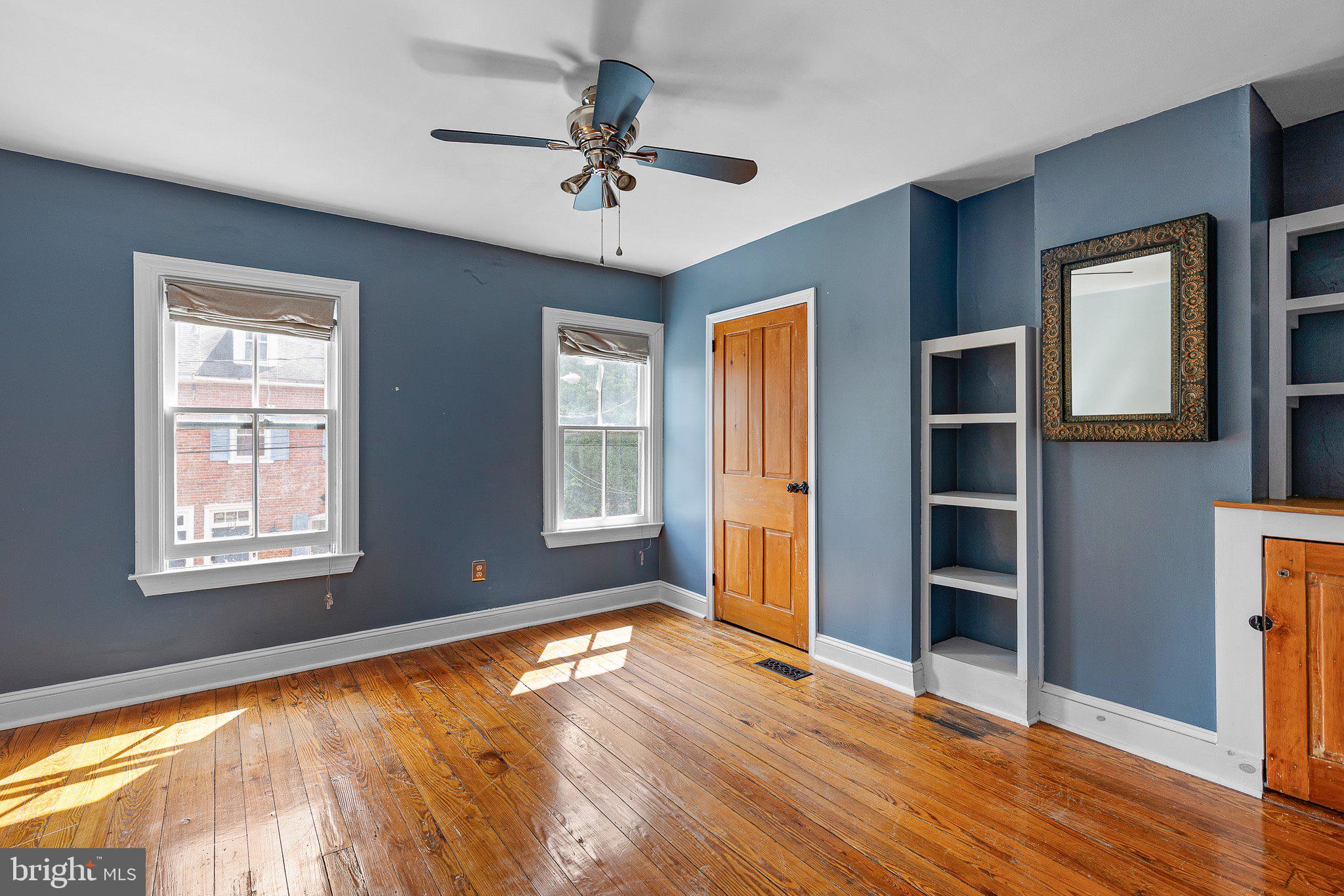 114 E 4TH STREET