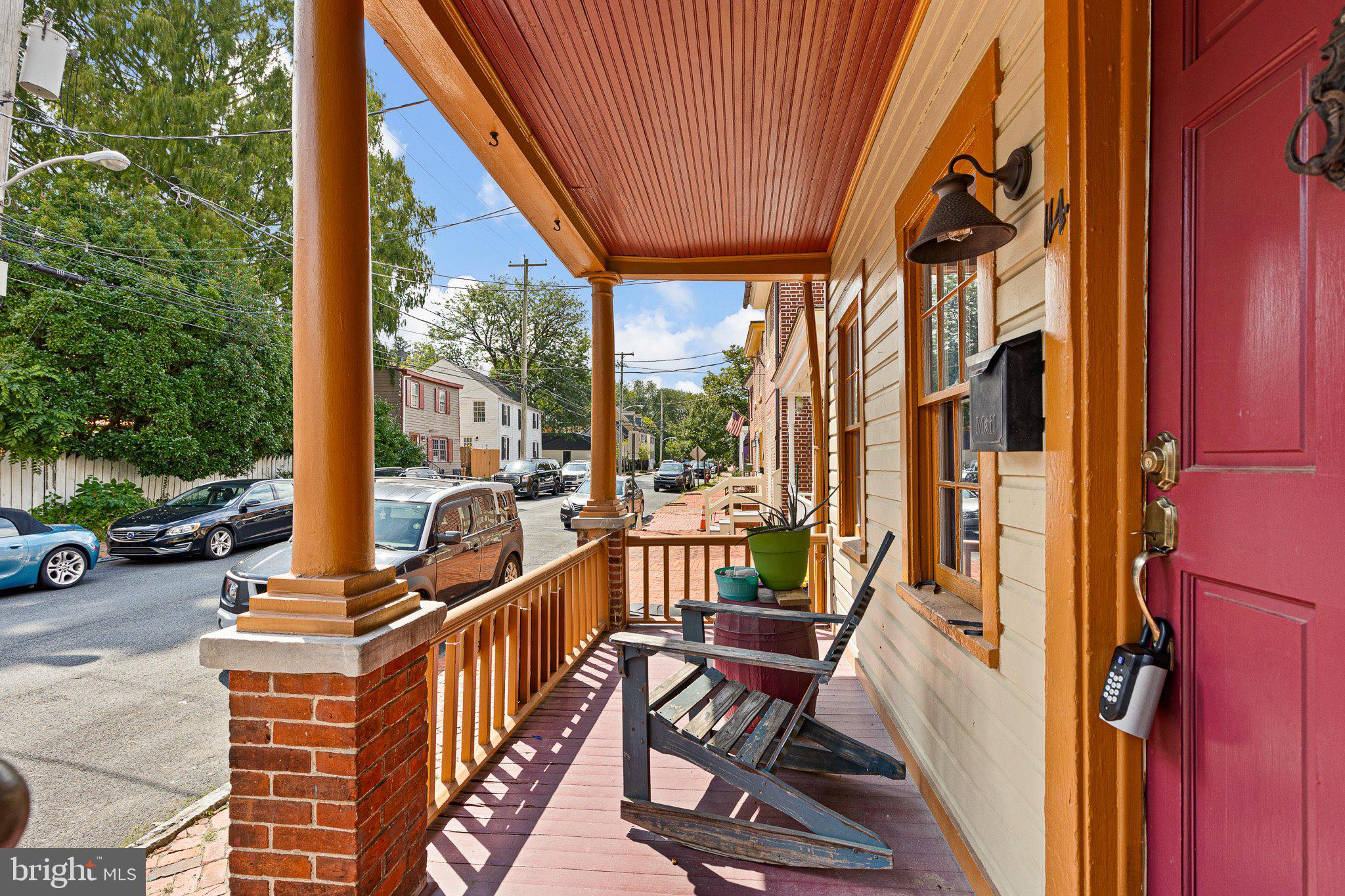 114 E 4TH STREET