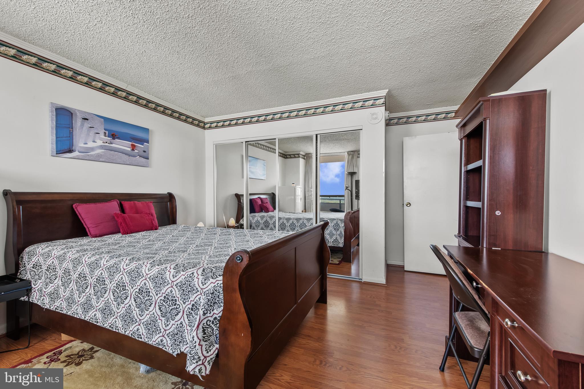 RIDGELY TOWSON CENTER - Residential