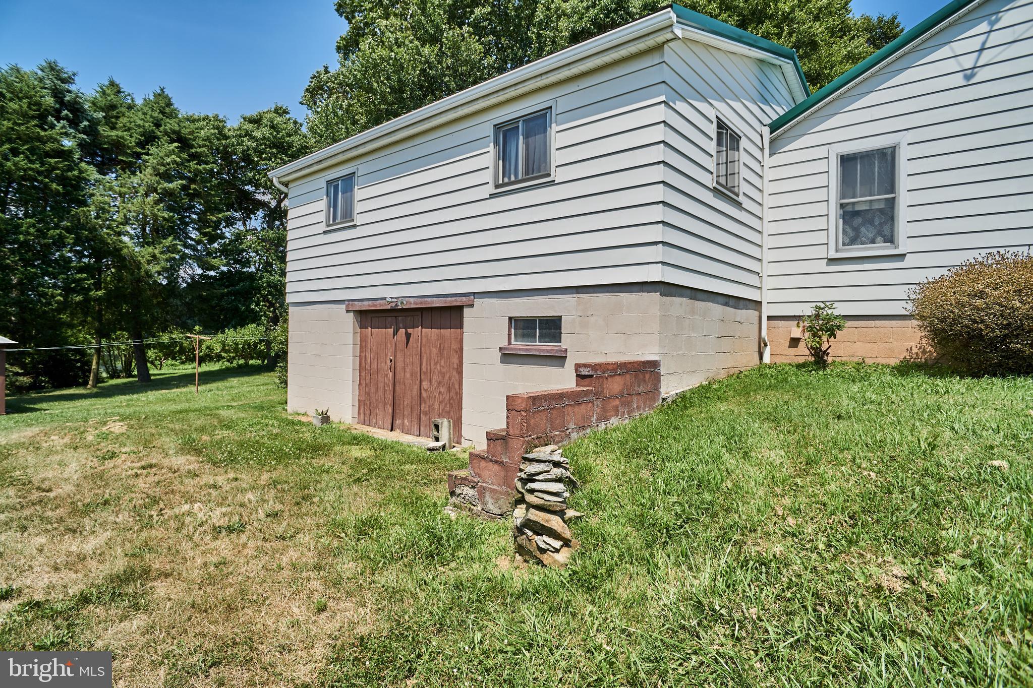 SOUTH MIDDLETON TWP - Residential