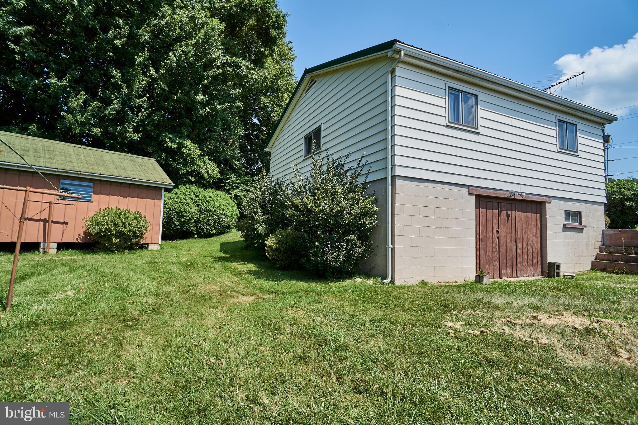 SOUTH MIDDLETON TWP - Residential