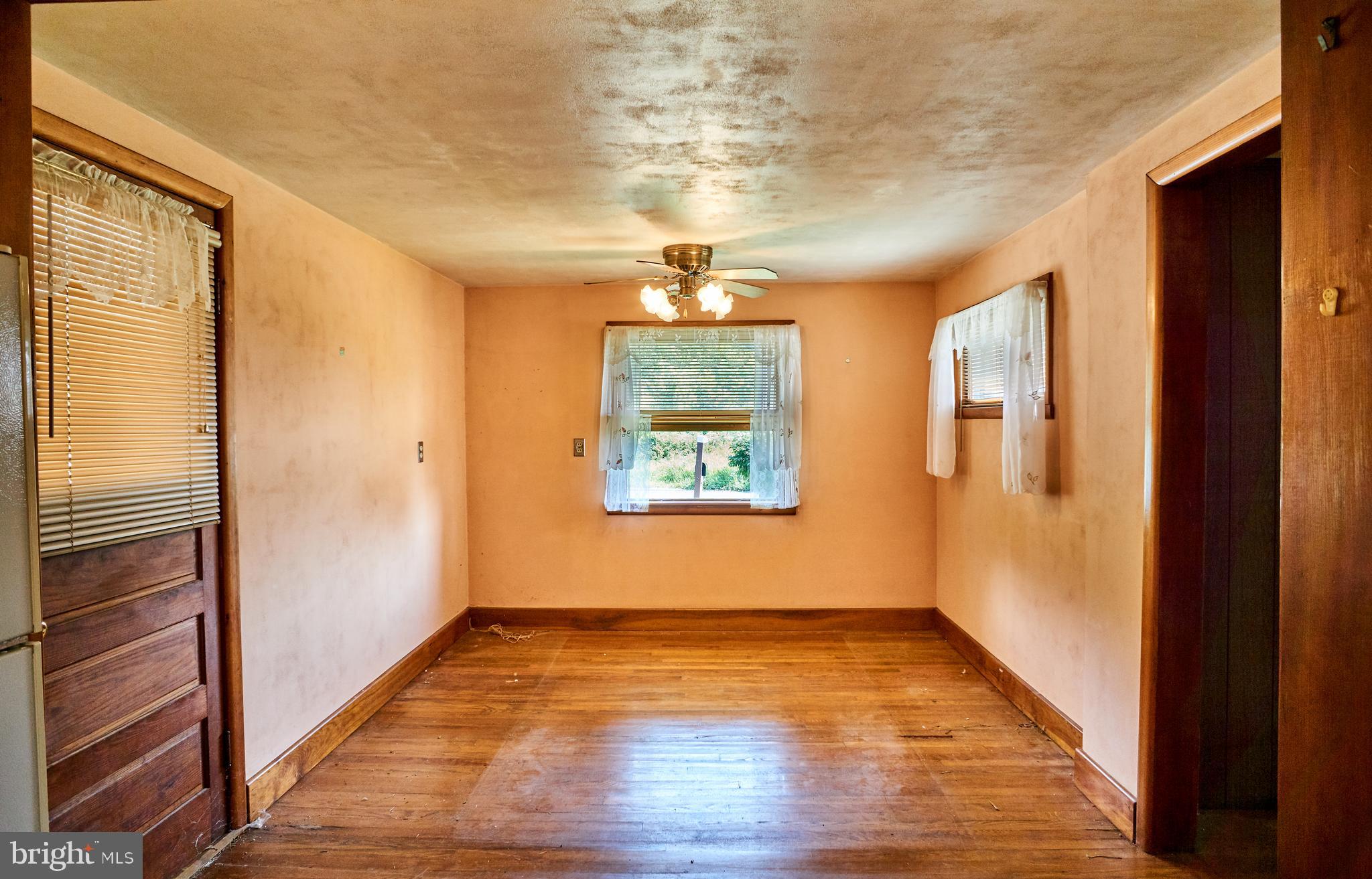 SOUTH MIDDLETON TWP - Residential