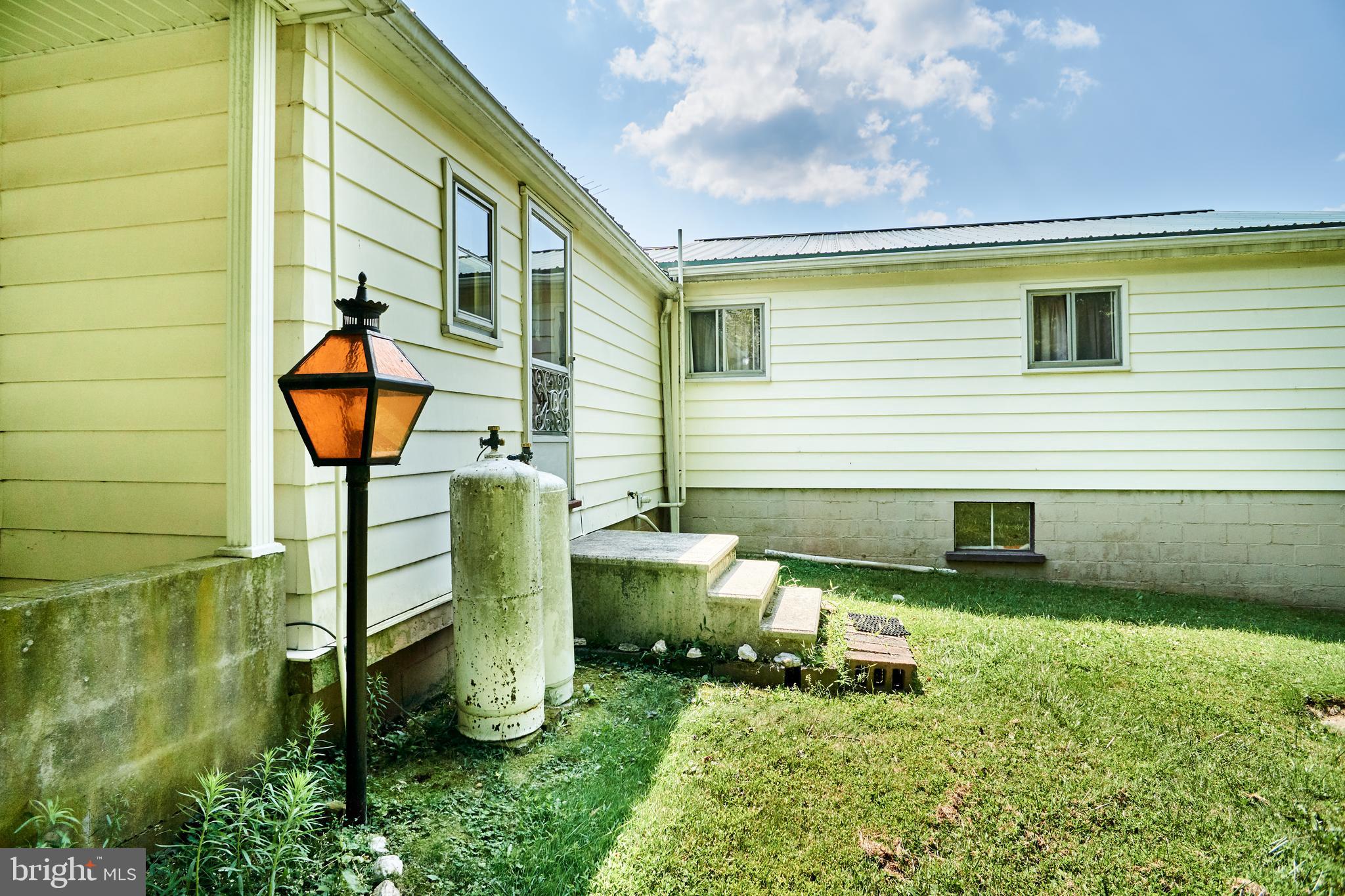 SOUTH MIDDLETON TWP - Residential