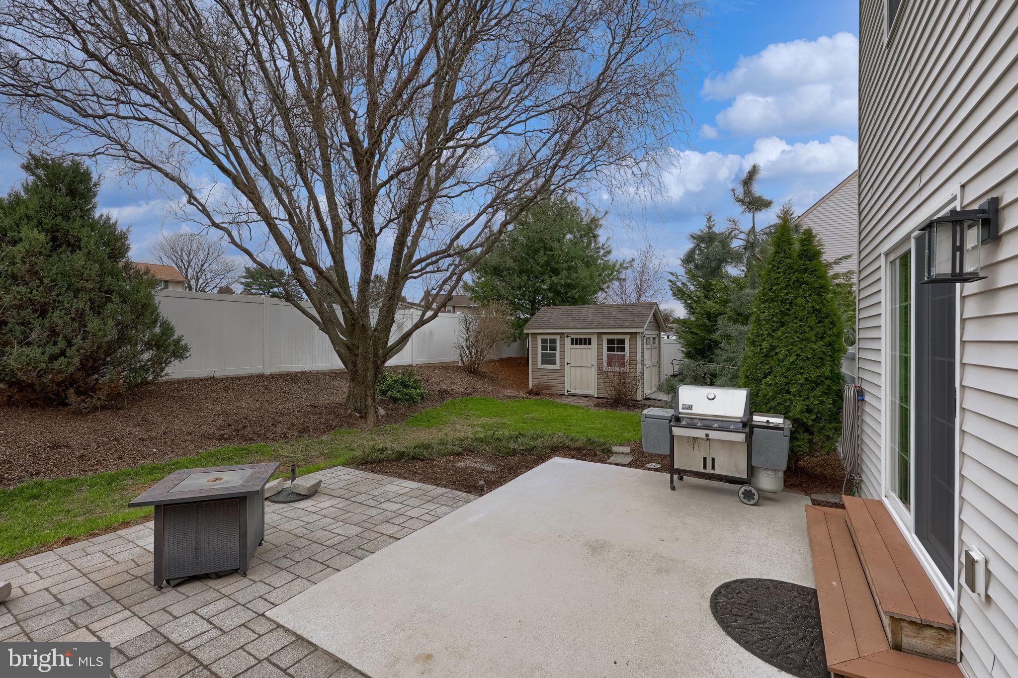 SUMMERLYN GREEN - Residential