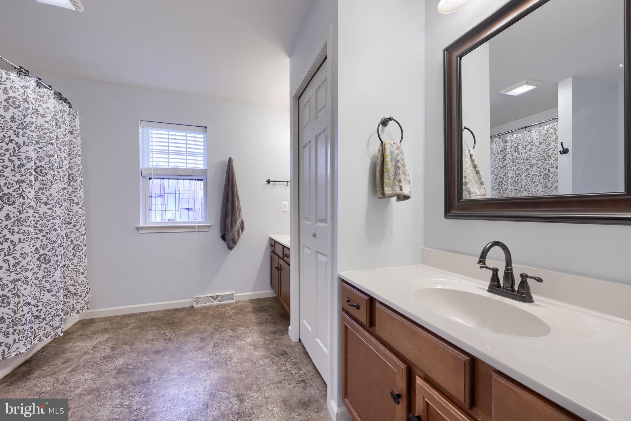 SUMMERLYN GREEN - Residential