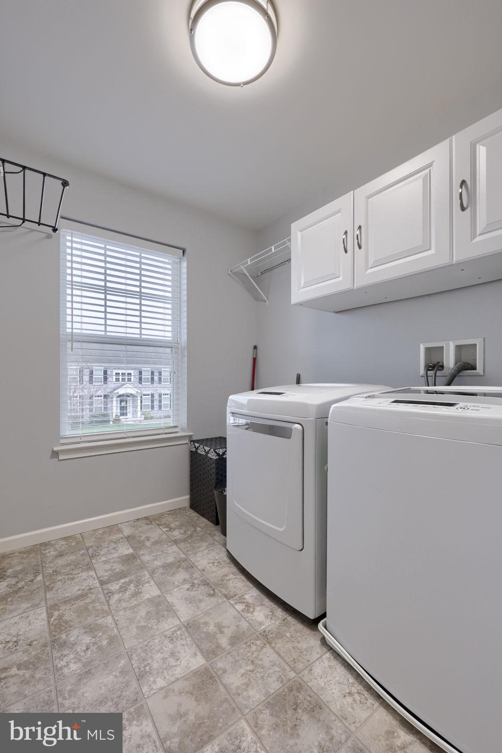 SUMMERLYN GREEN - Residential