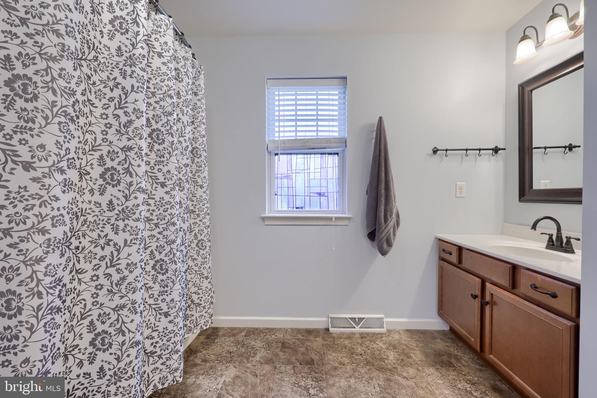 SUMMERLYN GREEN - Residential