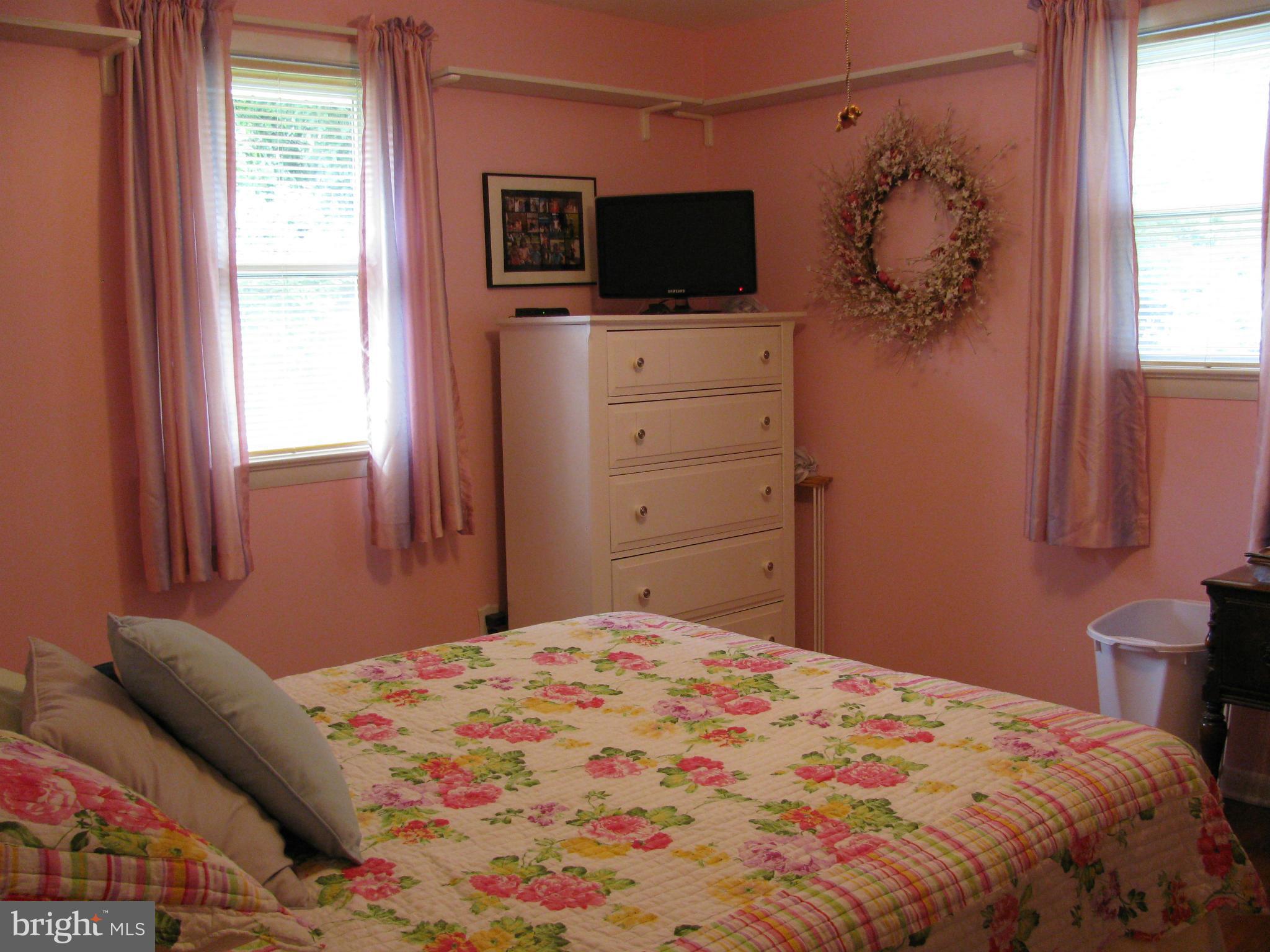 POTOMAC WOODS IND HEAD - Residential