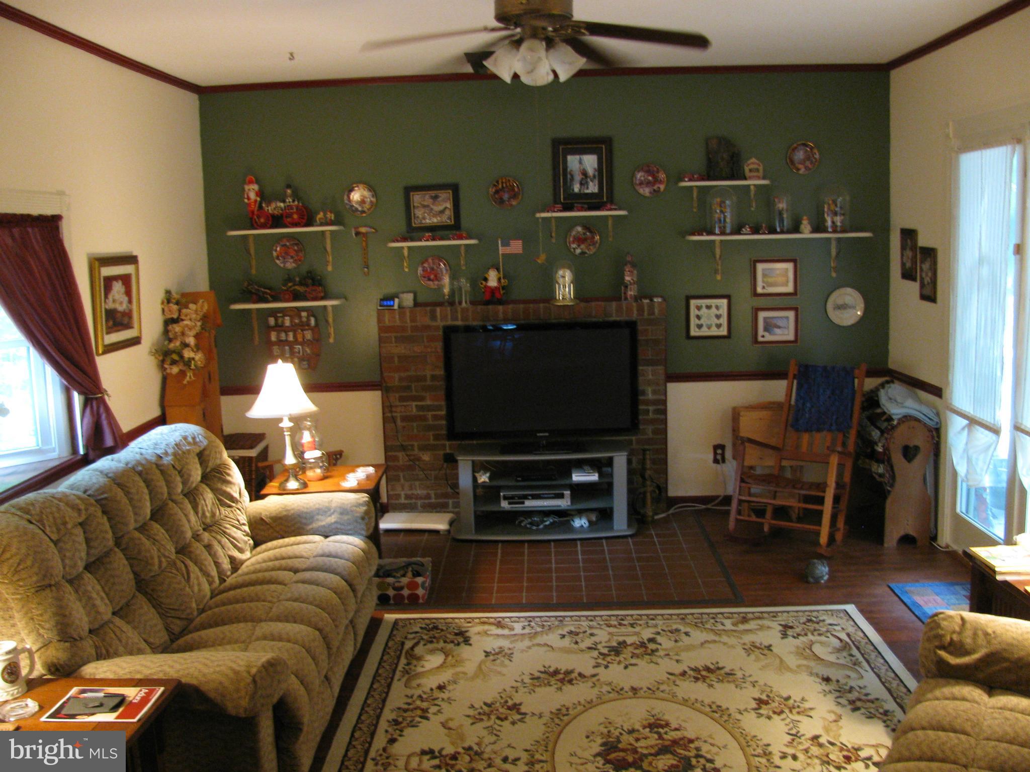 POTOMAC WOODS IND HEAD - Residential