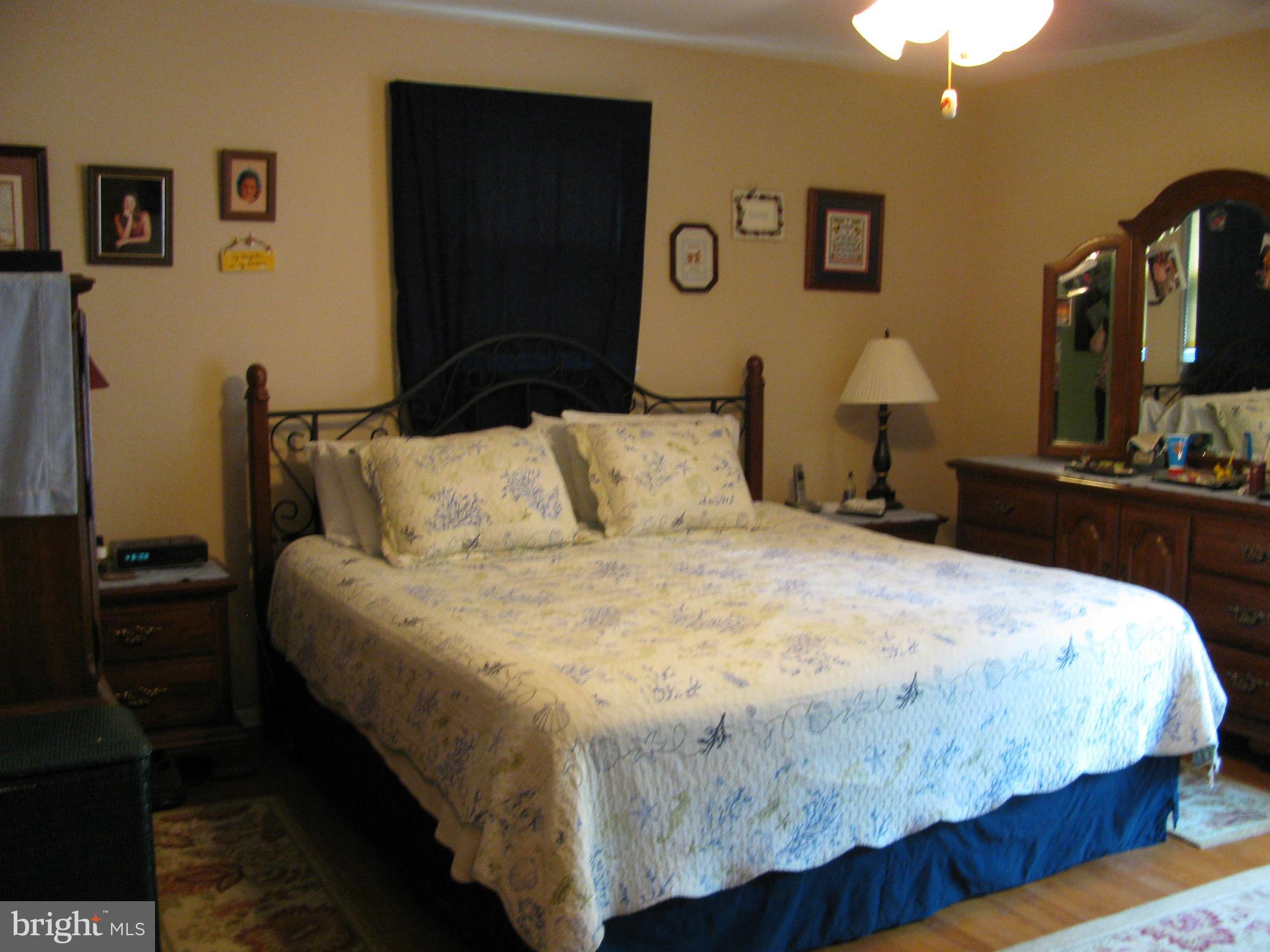 POTOMAC WOODS IND HEAD - Residential