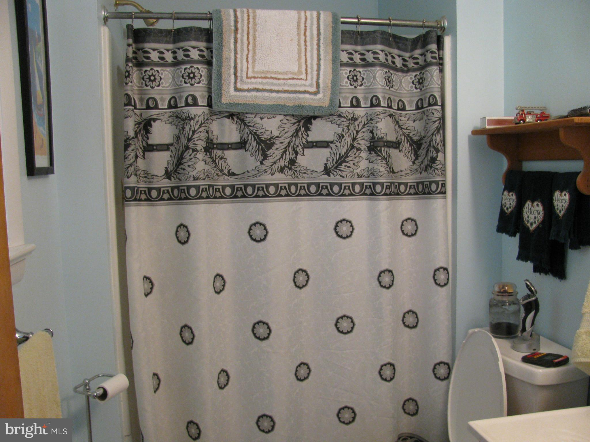 POTOMAC WOODS IND HEAD - Residential