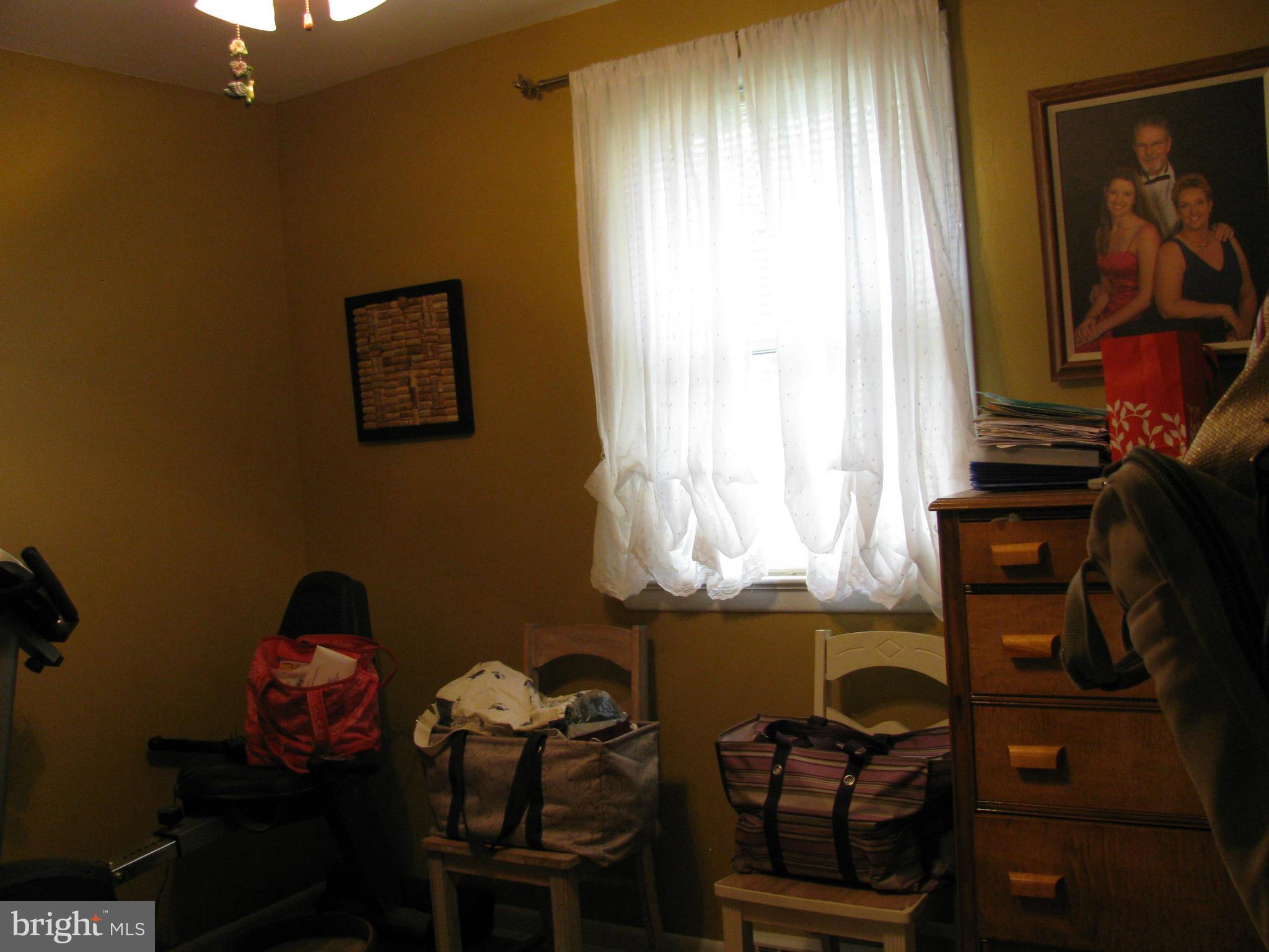 POTOMAC WOODS IND HEAD - Residential