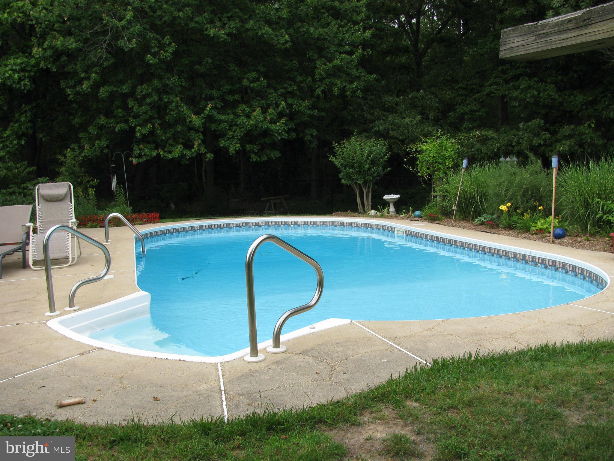 POTOMAC WOODS IND HEAD - Residential