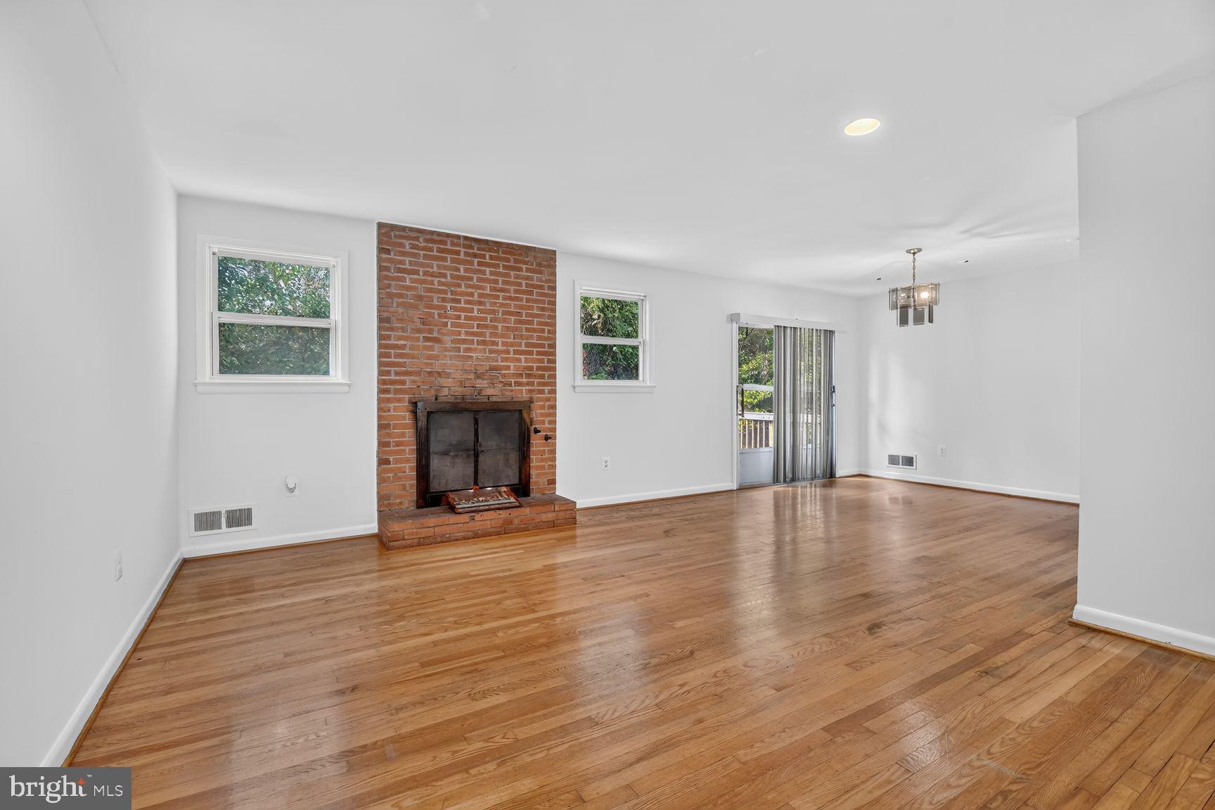 7604 MARIETTA LANE