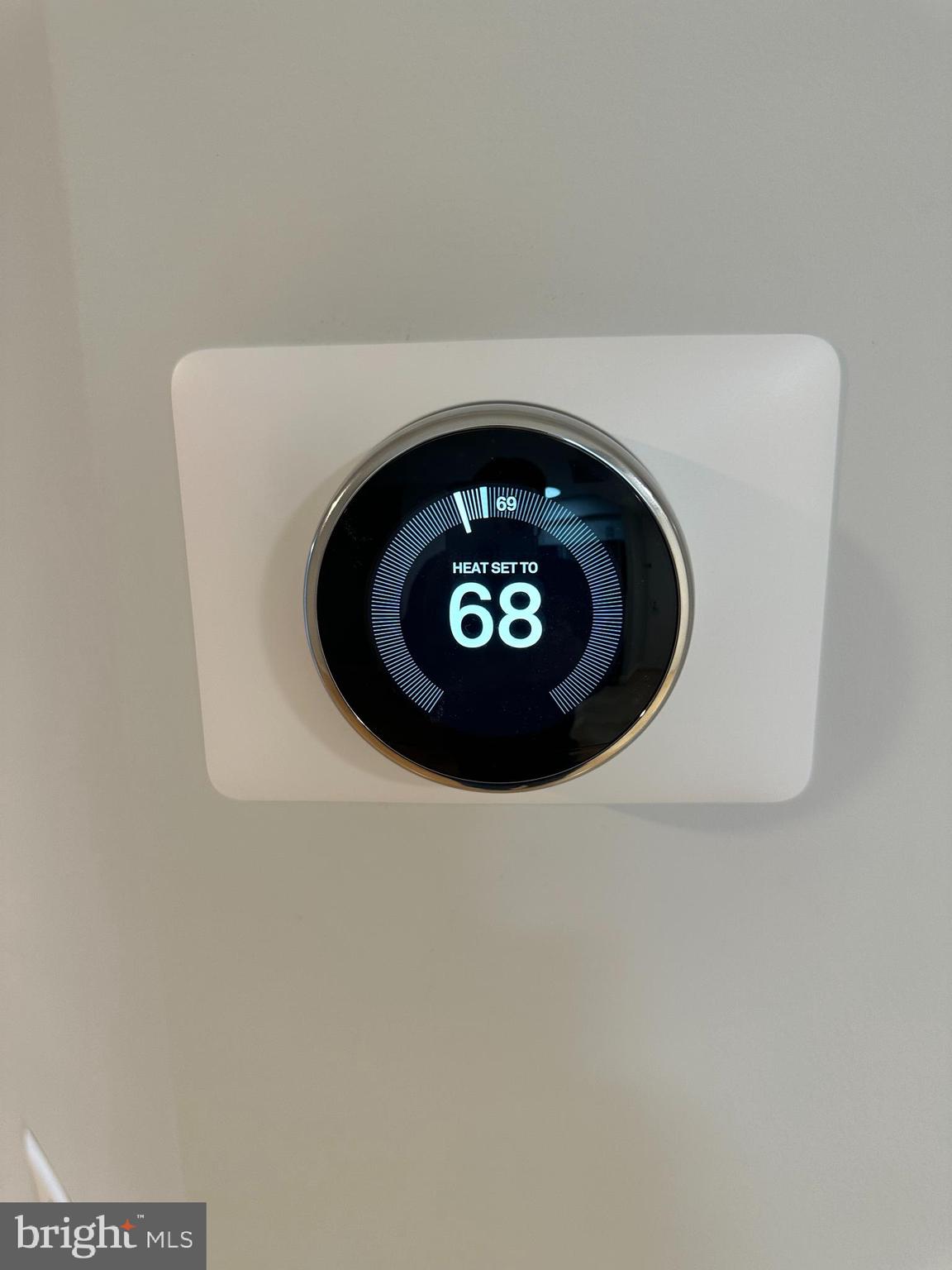 THE CHASE AT BETHESDA - Residential Lease