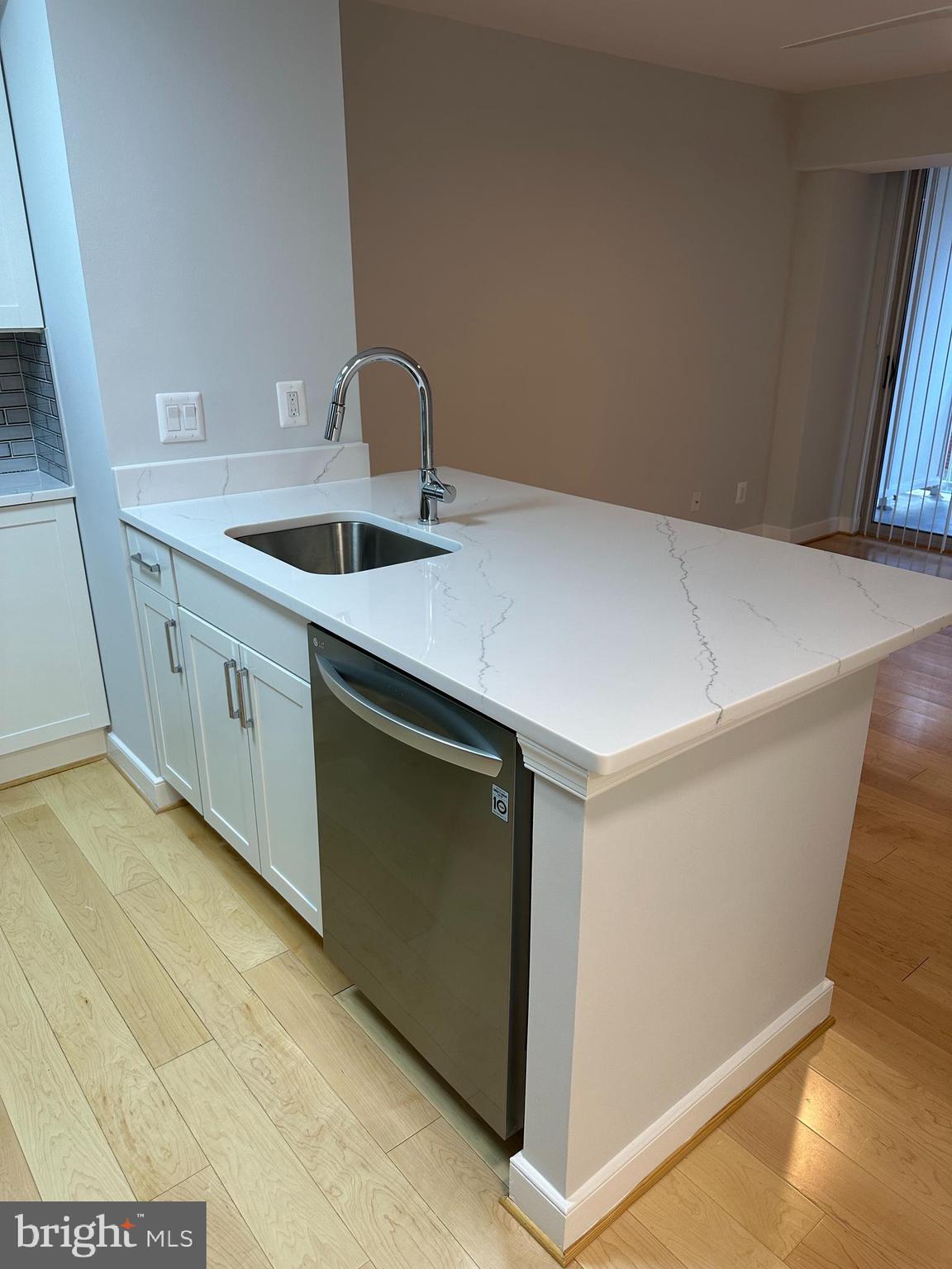 THE CHASE AT BETHESDA - Residential Lease