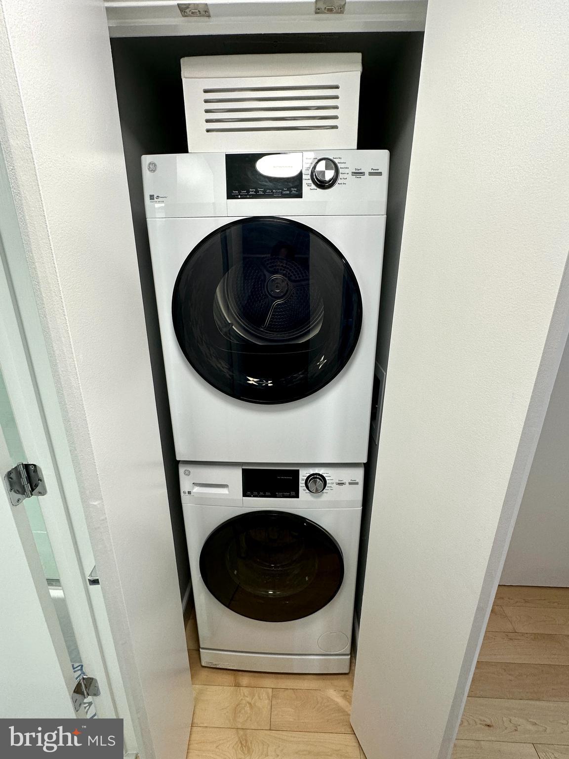 THE CHASE AT BETHESDA - Residential Lease