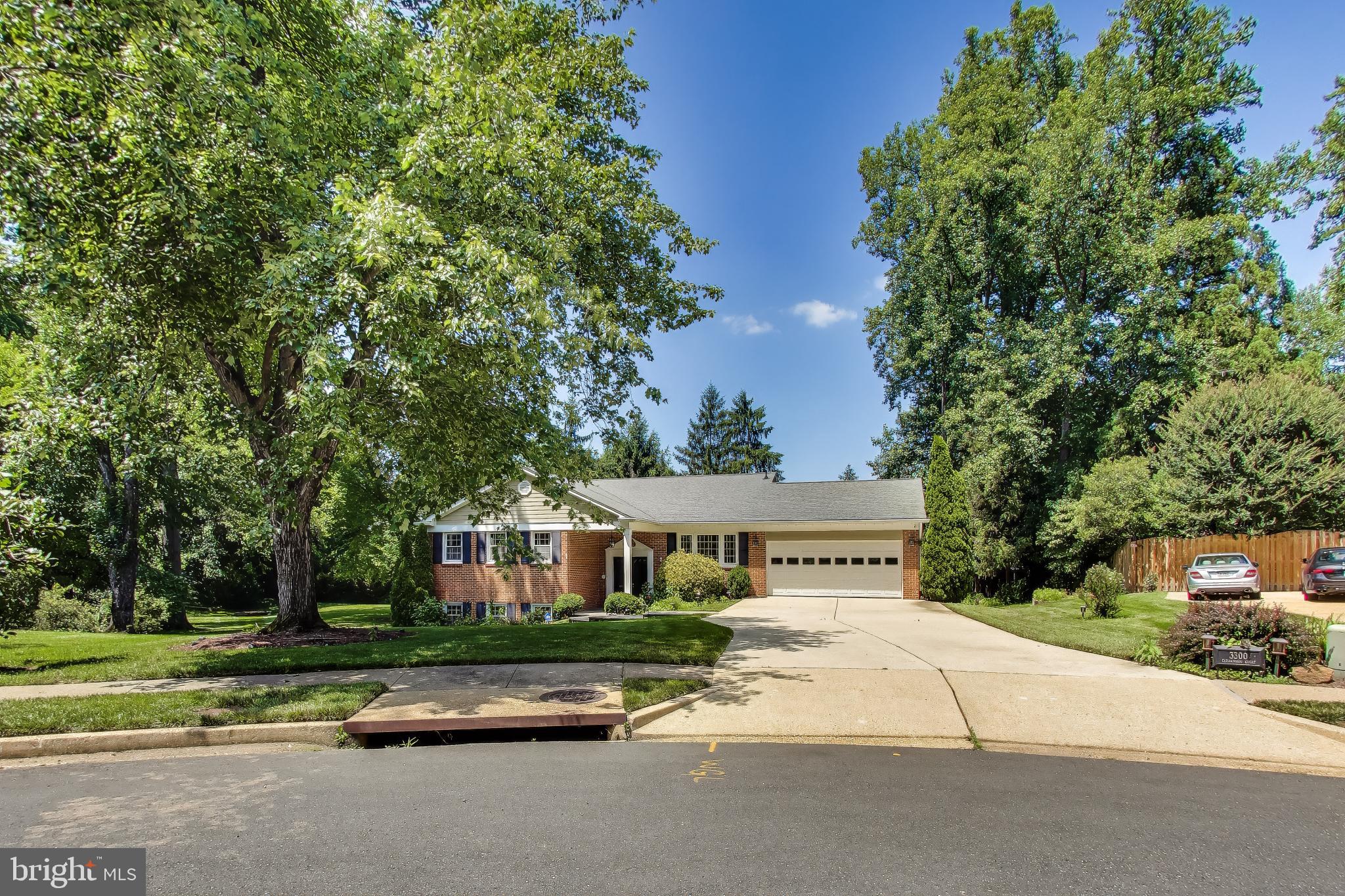 3300 CLEARWOOD COURT