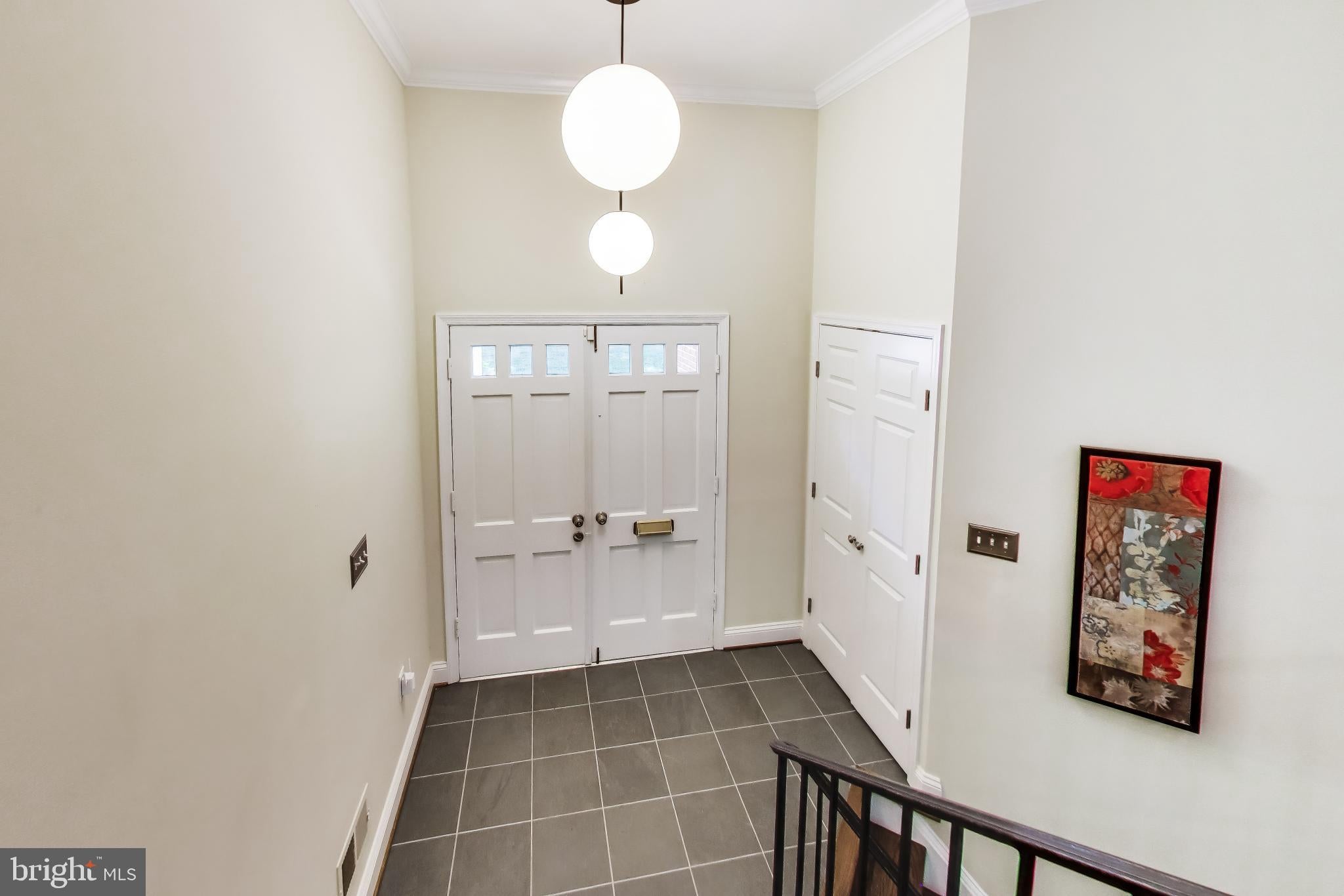 3300 CLEARWOOD COURT