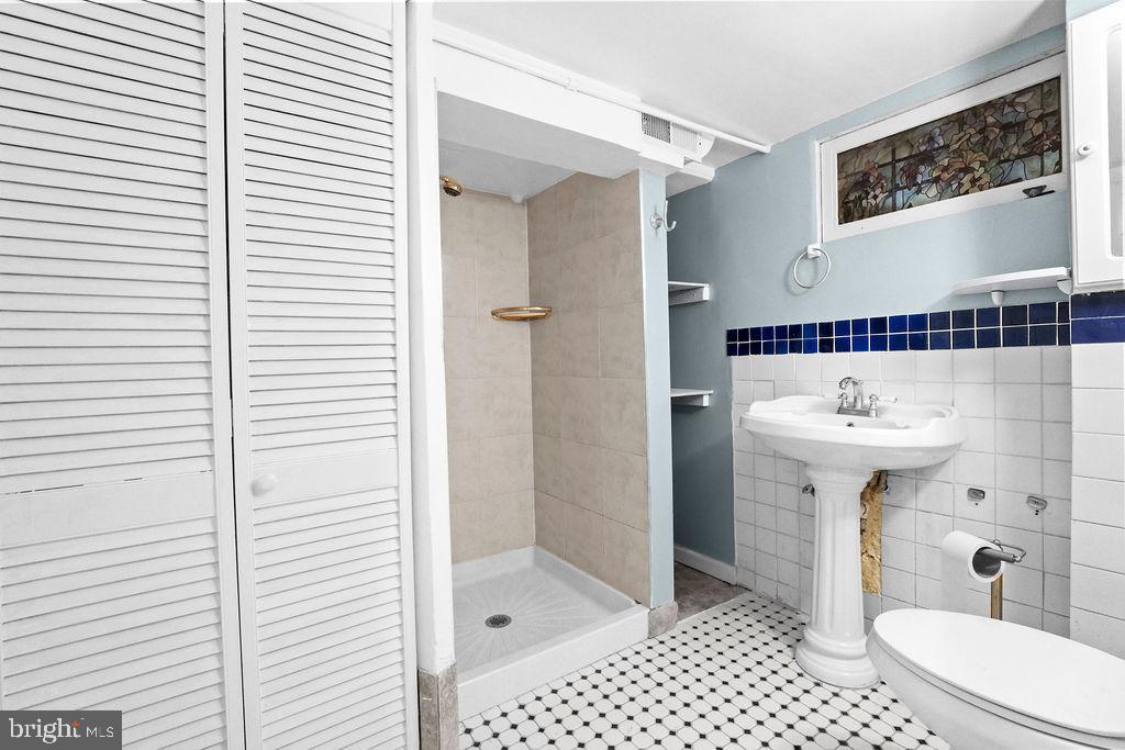 SARGENT KNOLLS - Residential