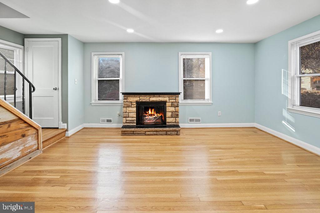 SARGENT KNOLLS - Residential