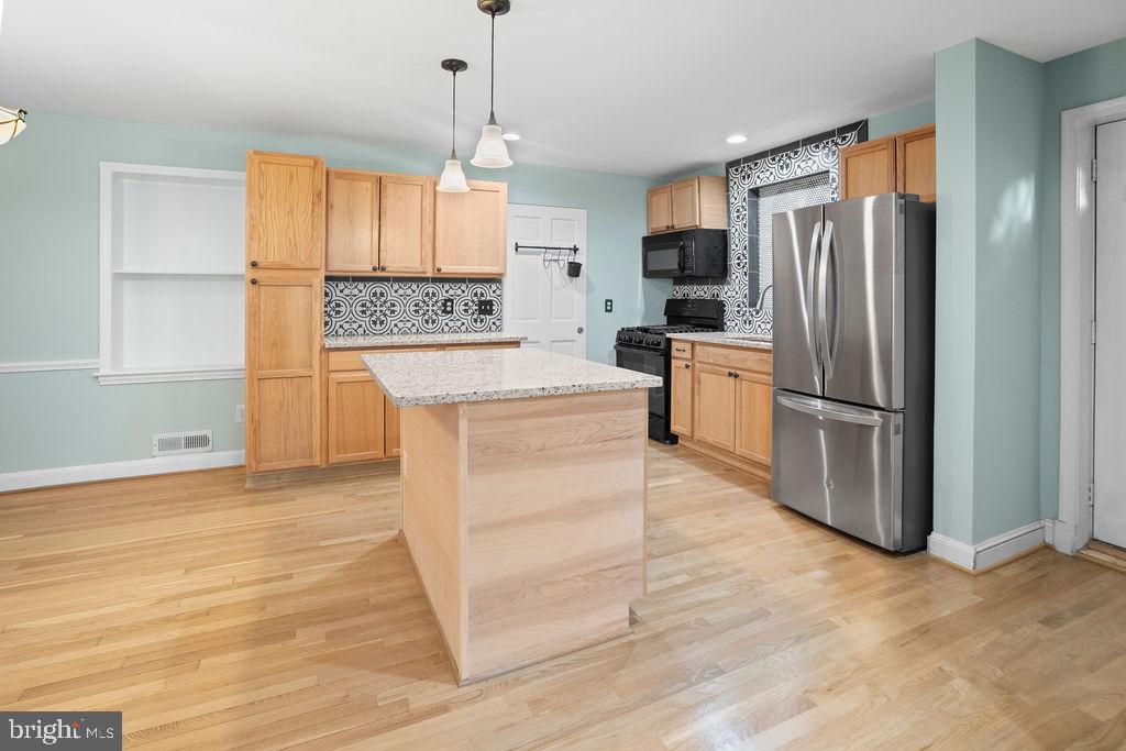 SARGENT KNOLLS - Residential